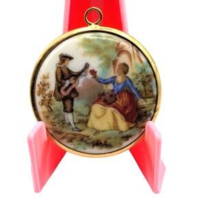 FRAGONARD Porcelain Pendant Gold Tone Romantic Courting Couple Vintage 2in